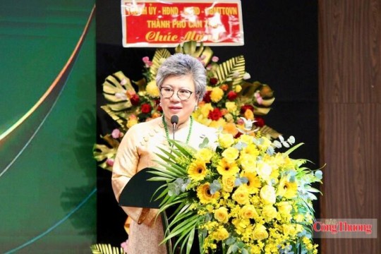 CHỦ TỊCH HANEL CHỦ TRÌ HỘI THẢO THÚC ĐẨY HOẠT ĐỘNG XÚC TIẾN THƯƠNG MẠI XUẤT KHẨU CHO DOANH NGHIỆP KHU VỰC ĐÔNG – TÂY NAM BỘ